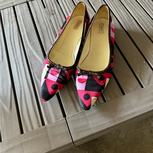 Prada flats - authentic Prada gently worn color, black pattern super cute - Picture 2 of 3
